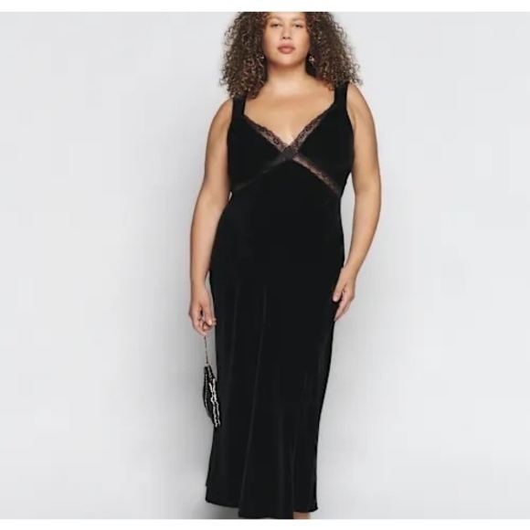 Reformation Dresses & Skirts - Reformation Lorenzo Velvet Dress (Black)